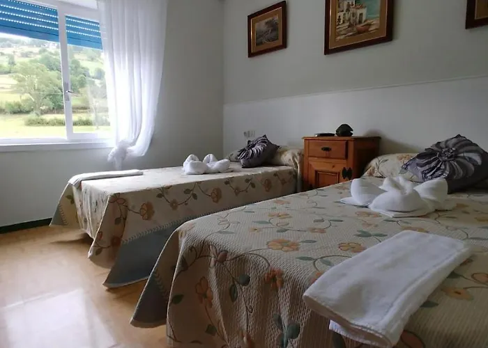 & Restaurante Miralpas Villegar