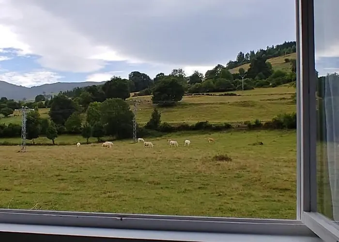 & Restaurante Miralpas Hotel