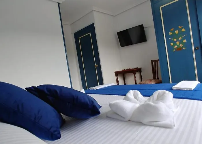 & Restaurante Miralpas Villegar